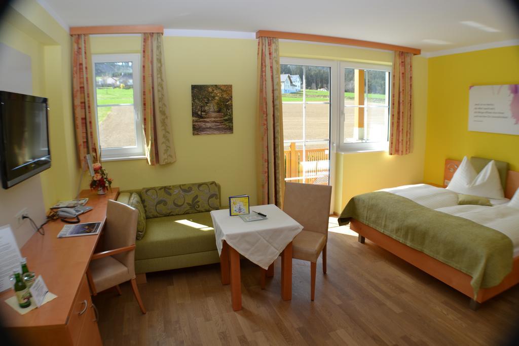 Gasthof-Pension Nordwald Harbach  Pokoj fotografie